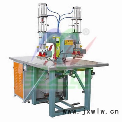 供應(yīng)人造革壓花機(jī)