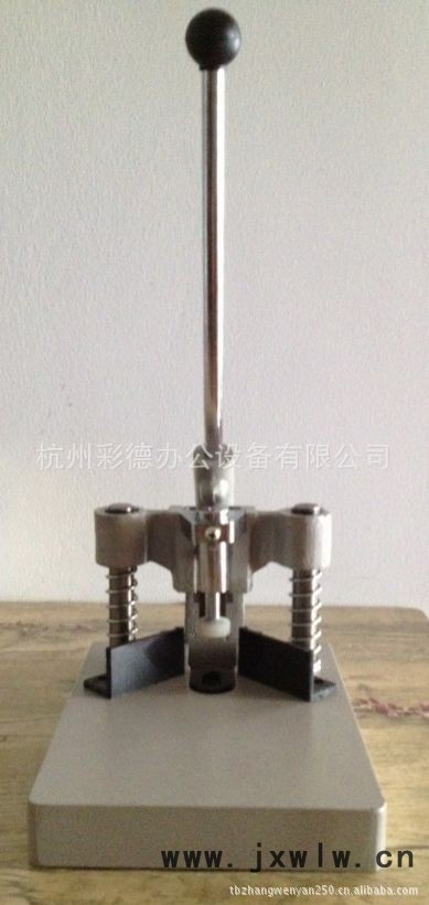 新款帶壓紙圓角機